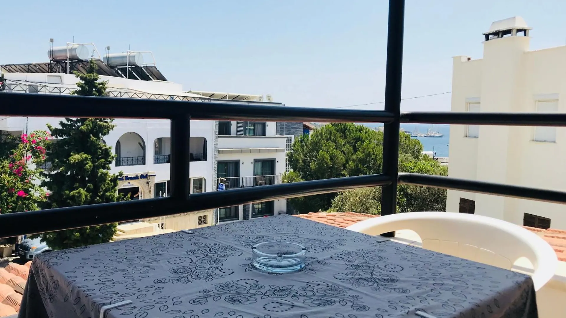 Cam Hotel Gümbet