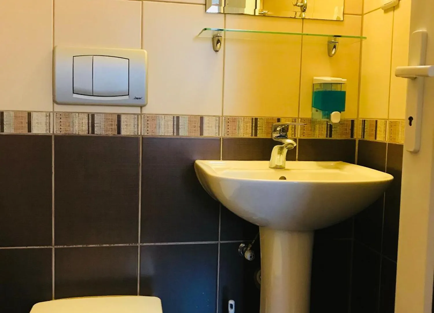 Cam Hotel Gümbet Türkiye