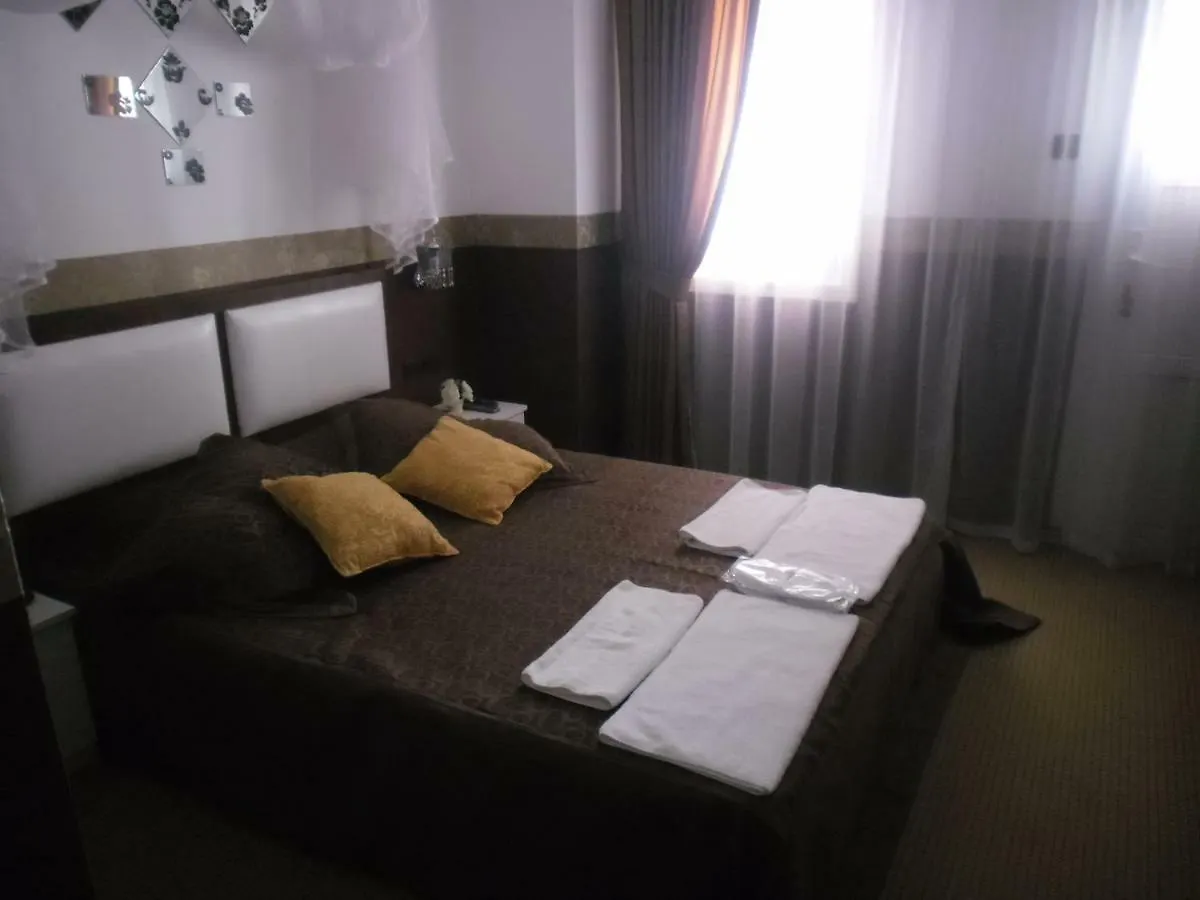 Cam Hotel Gümbet